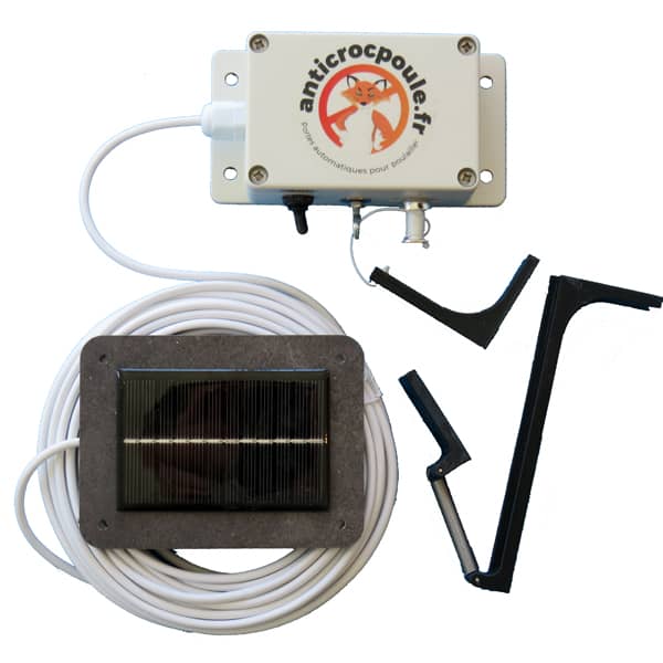 Closing module with mini door-closer and remote solar cell